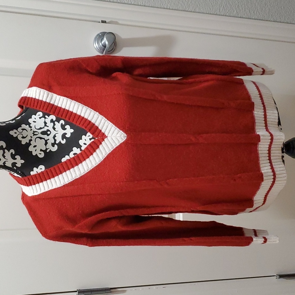 Women's Sweater Red and white